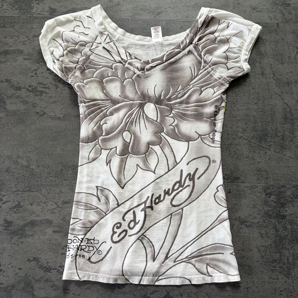 Ed Hardy T-Shirt Women Medium White Tattoo Rose Graphic V-Neck Short Sleeve Y2K